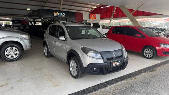 RENAULT SANDERO 1.6 SL STEPWAY RIP CURL 16V FLEX 4P MANUAL RENAULT SANDERO 1.6 SL STEPWAY RIP CURL 16V FLEX 4P MANUAL